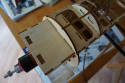 Bausatz Fokker E.III Motor Montage