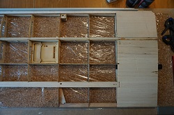 Bausatz Fokker E.III Tragflche kleben